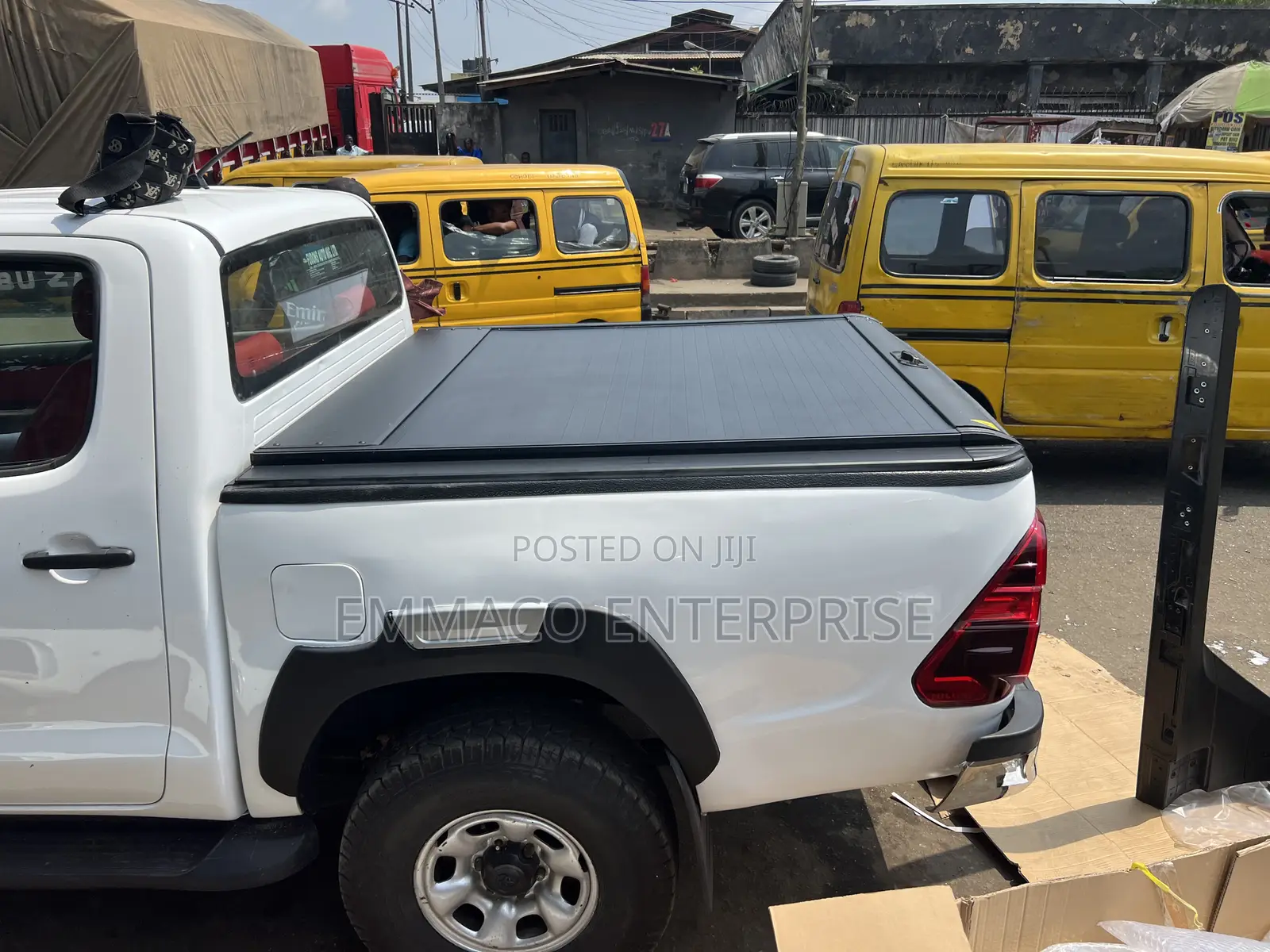 Off-Road Boot Cover for Hilux, Tacoma and Tundra