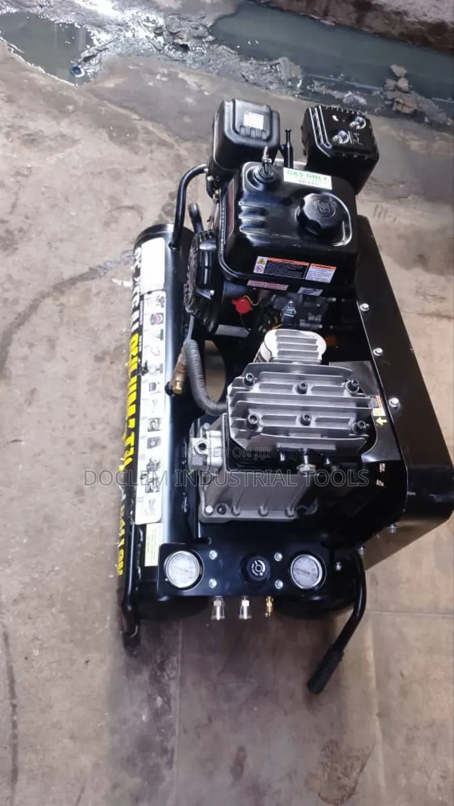 Predator 9 Gallon Gasoline Air Compressor 212cc