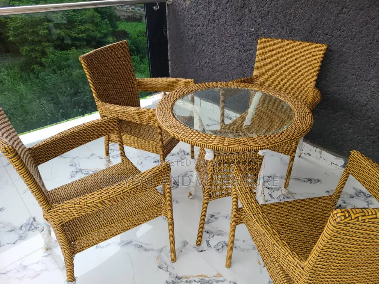 Morden Rattan Outdoor Table and Chairs