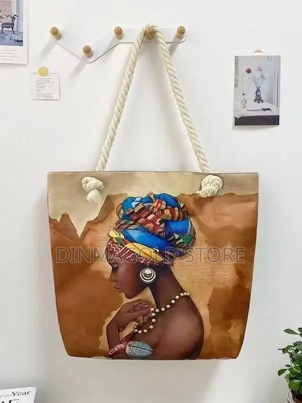 Maxi Big Facial Character Design Tote Bag