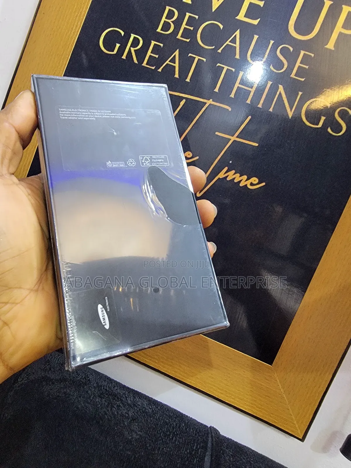 New Samsung Galaxy S22+ 5G 256 GB Gold