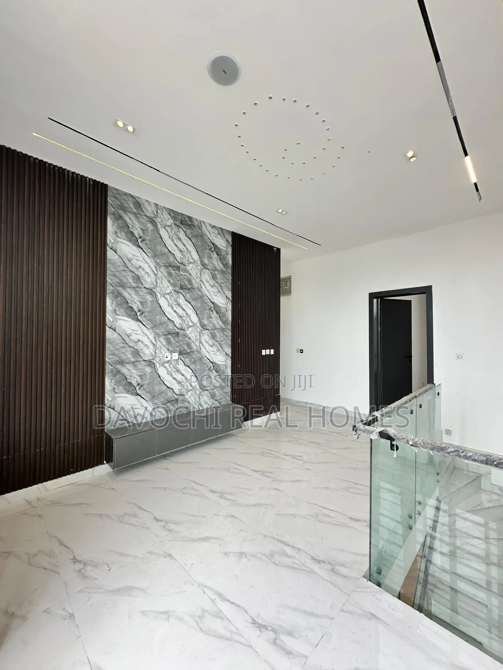 4bdrm Duplex in Orchid Road, Lekki for sale