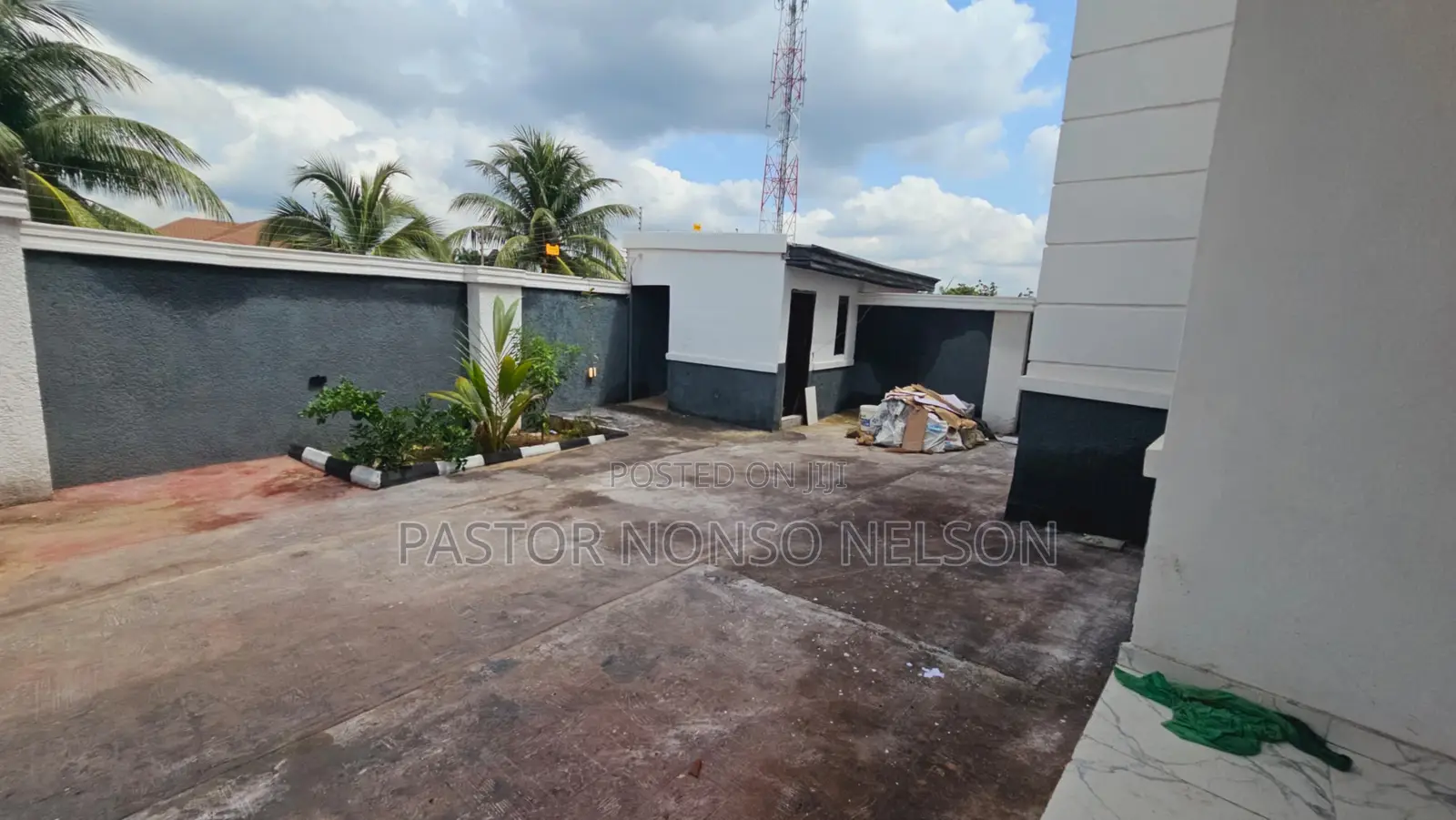 Furnished 7bdrm Duplex in Mcc, Owerri for sale