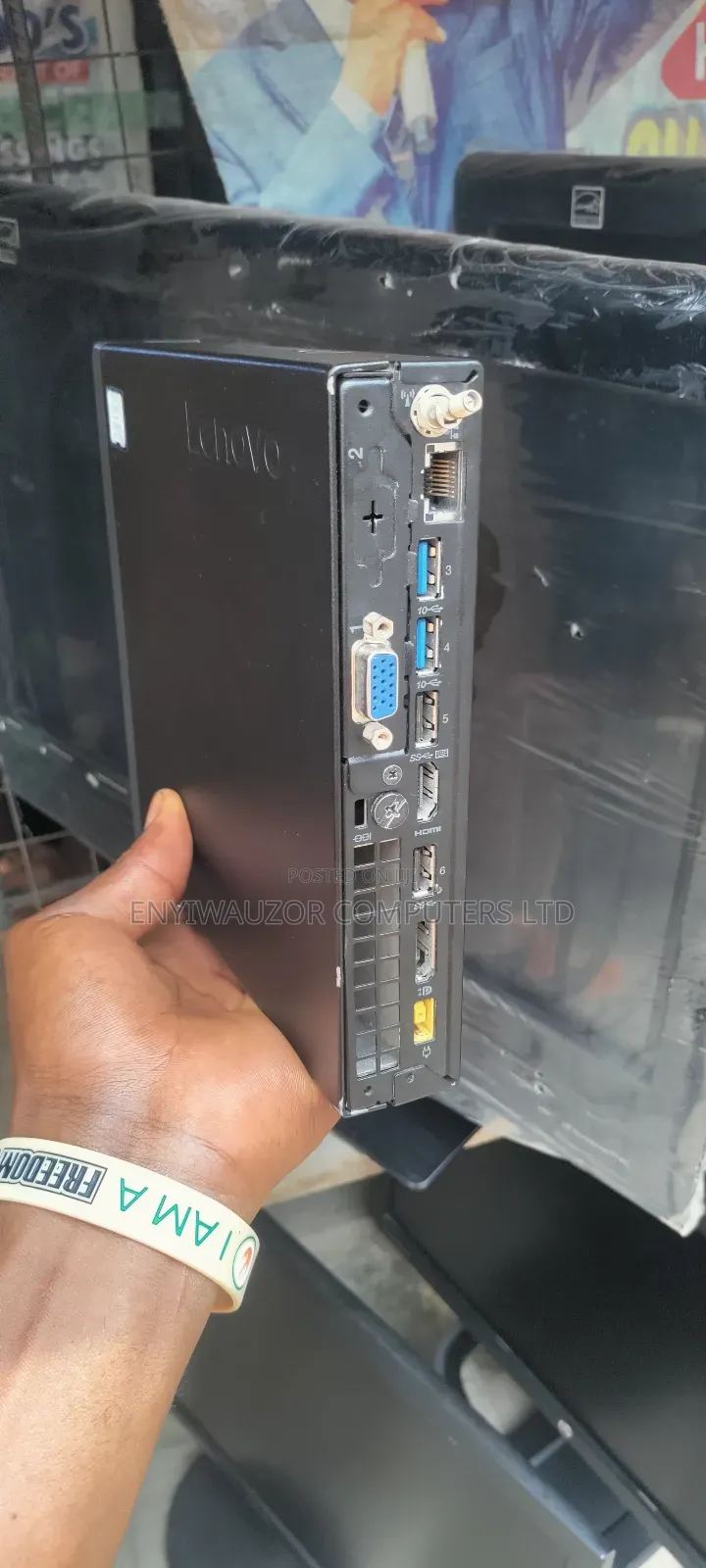 Desktop Computer Lenovo ThinkCentre M720 8GB Intel Core i5 SSD 256GB