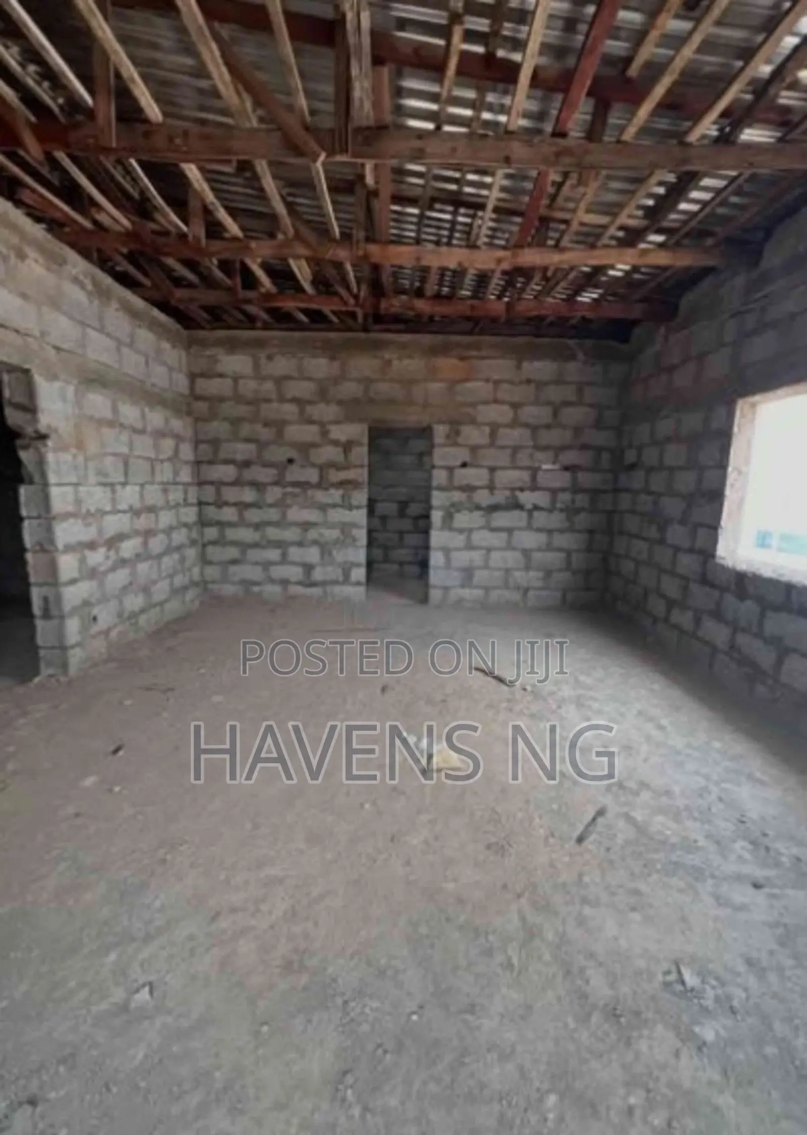 4bdrm Duplex in Jahi for sale