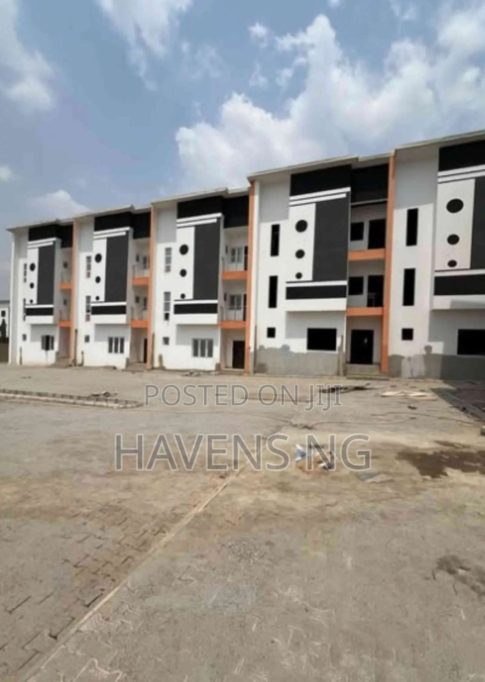 4bdrm Duplex in Jahi for sale
