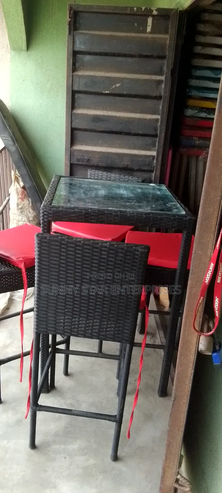 High Quality Set of Bar Chair