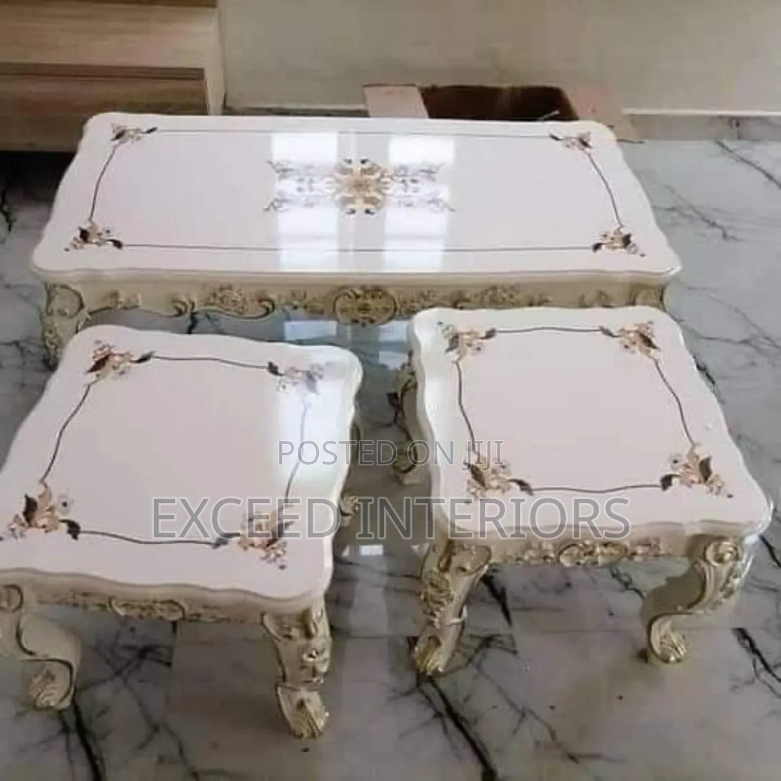 Quality Center Table and Sidestool
