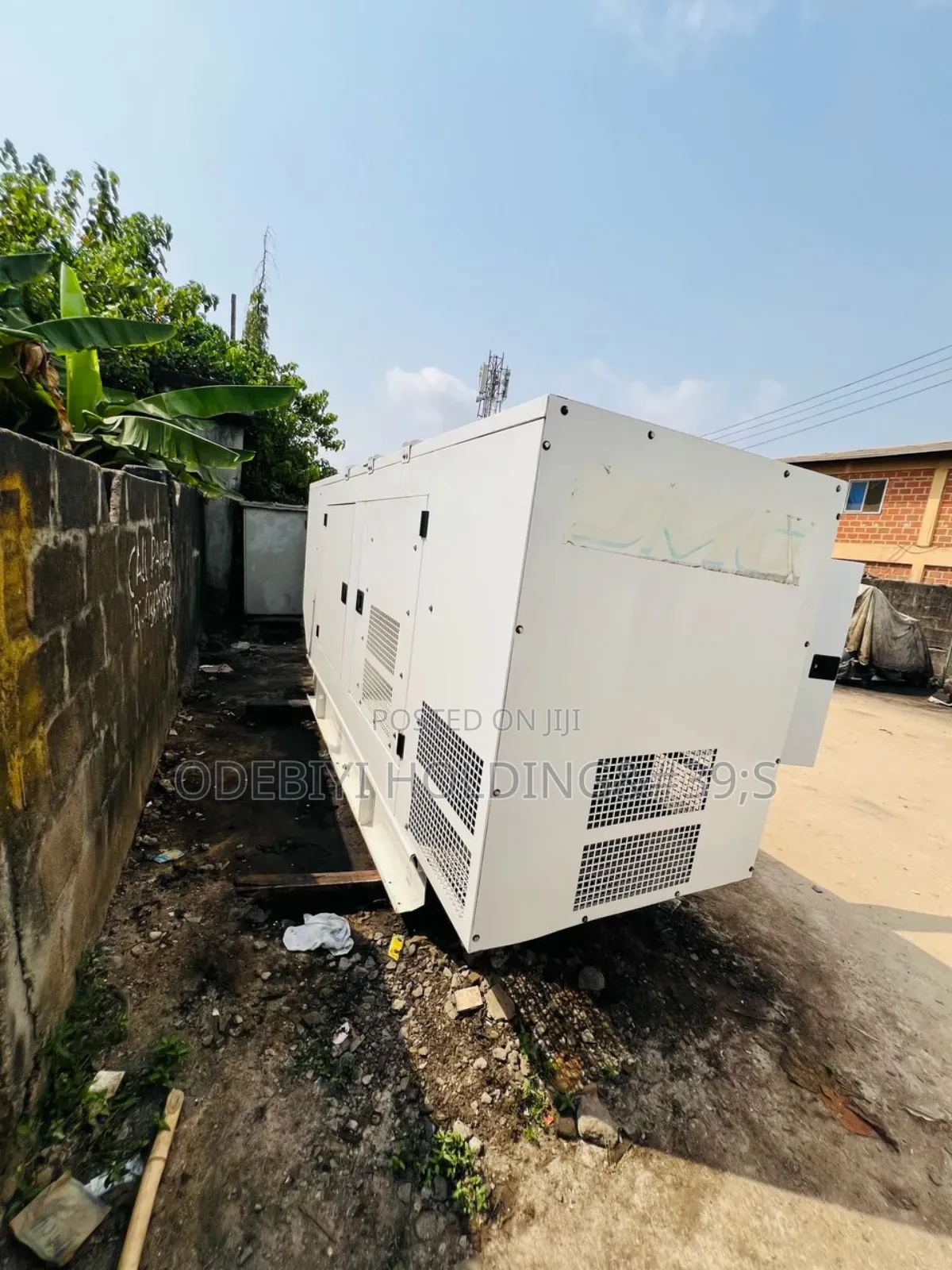 250kva Perkins Engine Soundproof Generator Just 2000hours