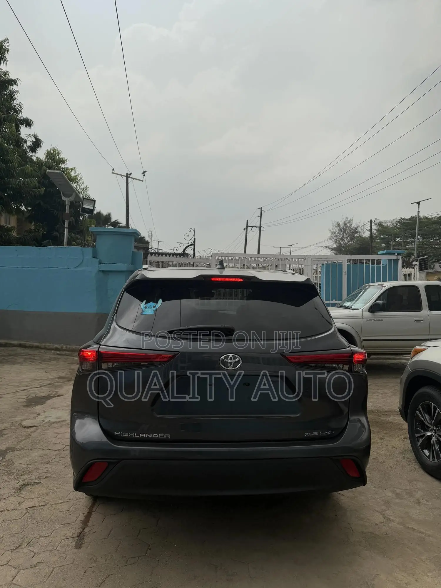 Toyota Highlander XLE AWD 2020 Gray