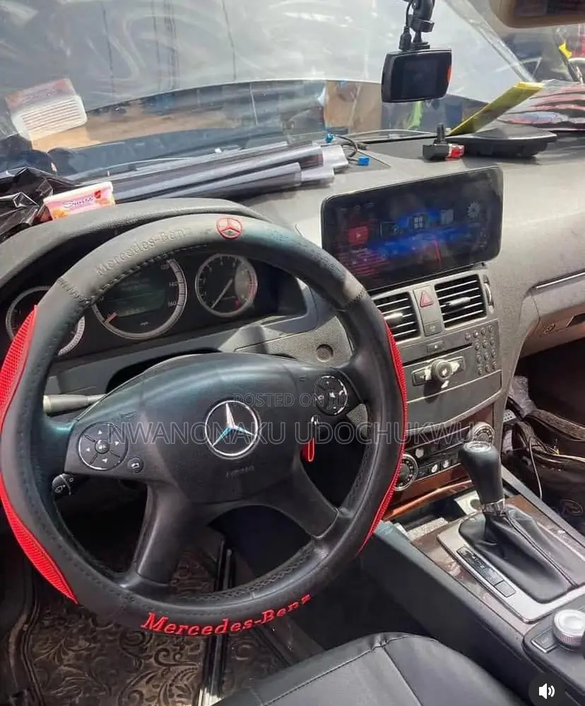 Mercedes-Benz, C300 Android Apple Car Play