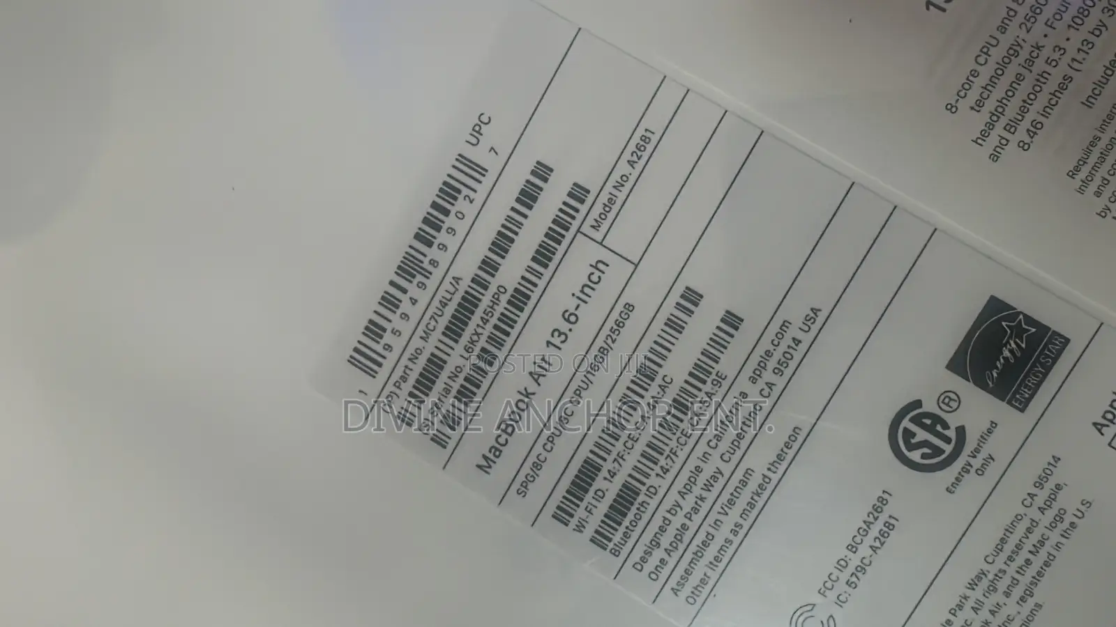 New Laptop Apple MacBook Air 2022 M2 16GB Apple M2 SSD 256GB