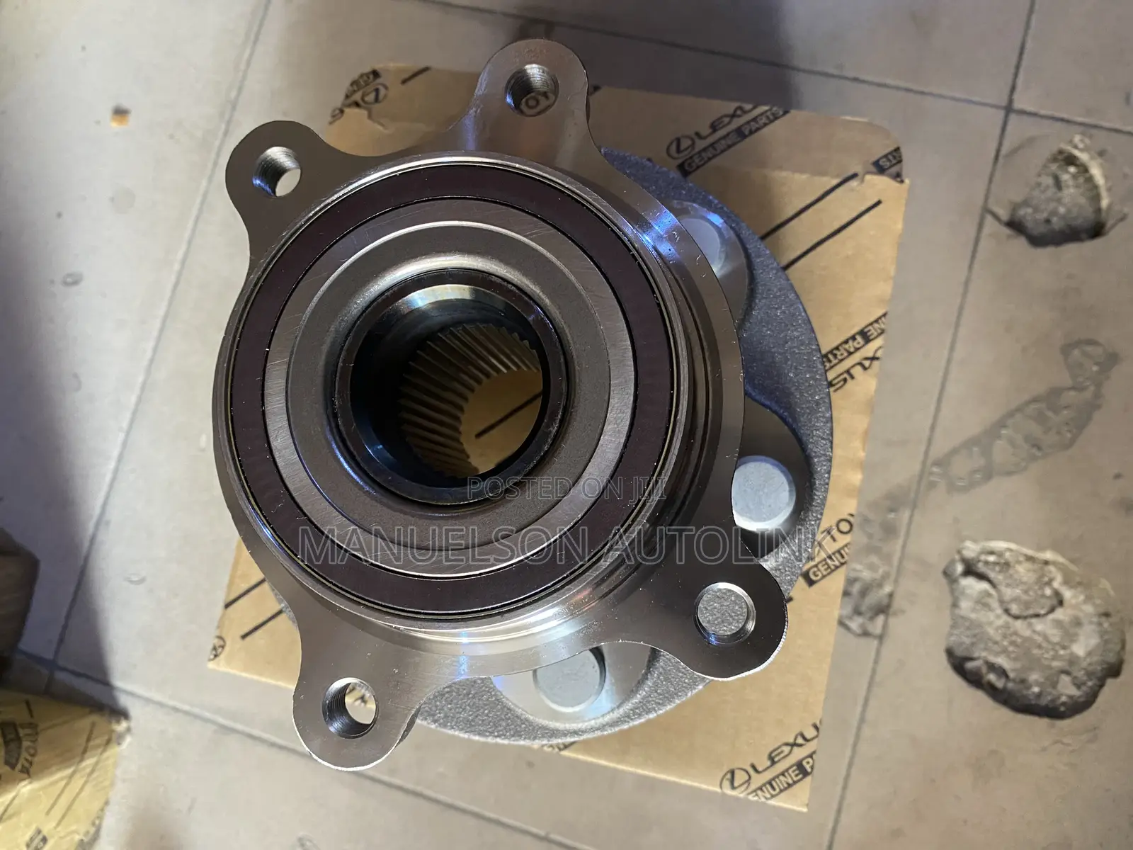 Front Hub Landcruiser,Sequoia,Tundra