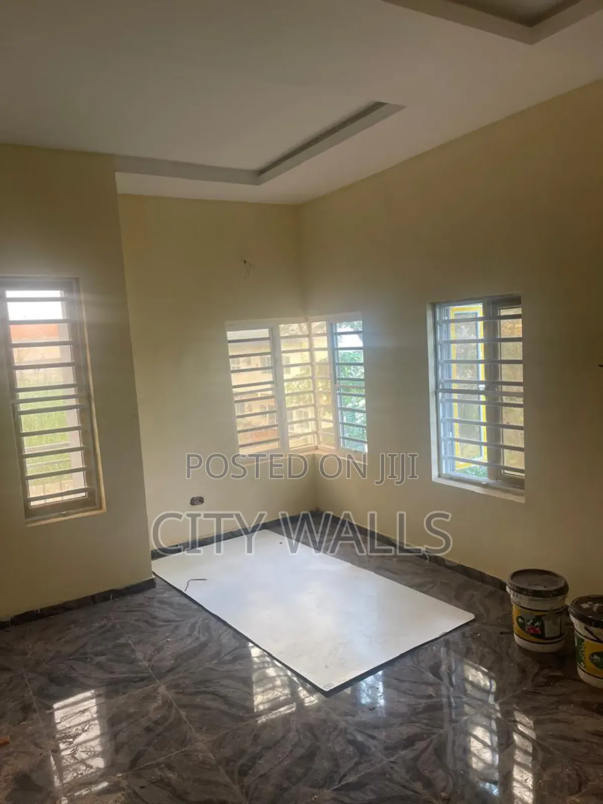 Mini Flat in Agungi for rent