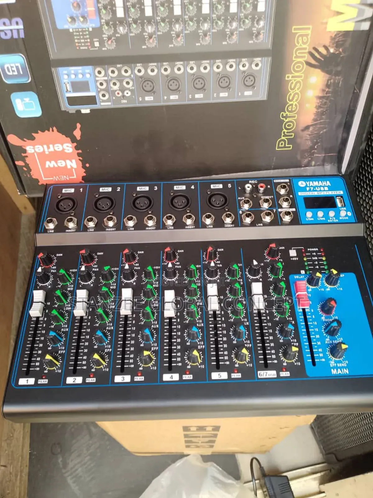 Yamaha F7 USB 8-Channel Professional Audio Mixer