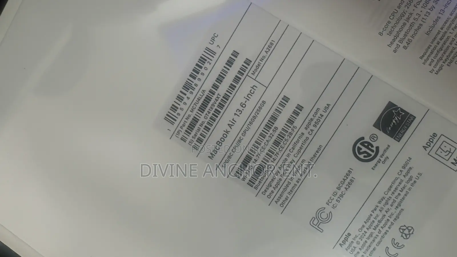 New Laptop Apple MacBook Air 2022 M2 16GB Apple M2 SSD 256GB