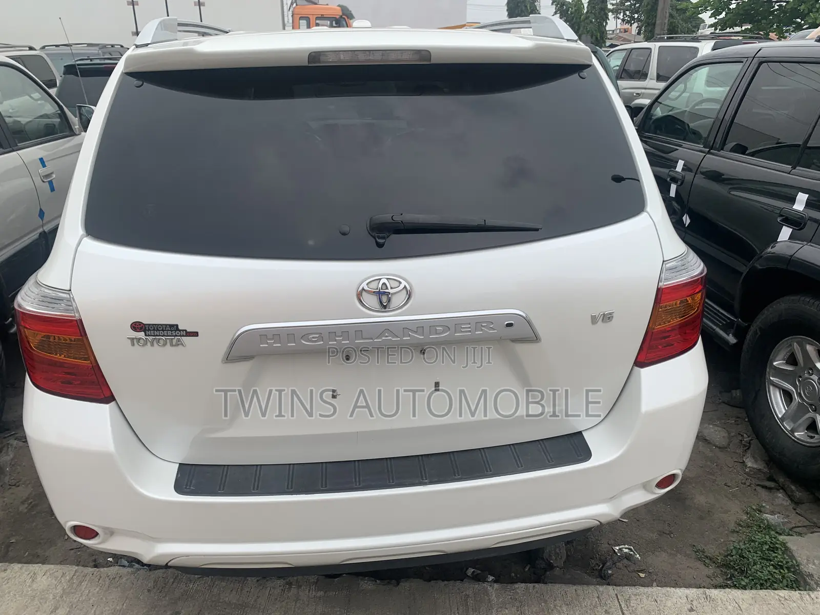 Toyota Highlander Limited 2010 White