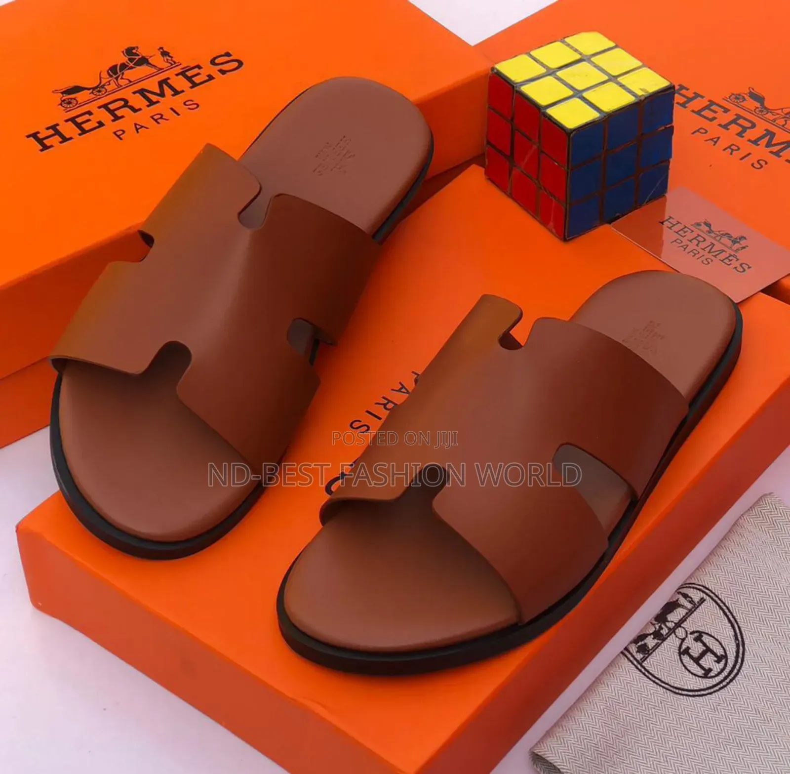 Simple and Quality Men's Slippers