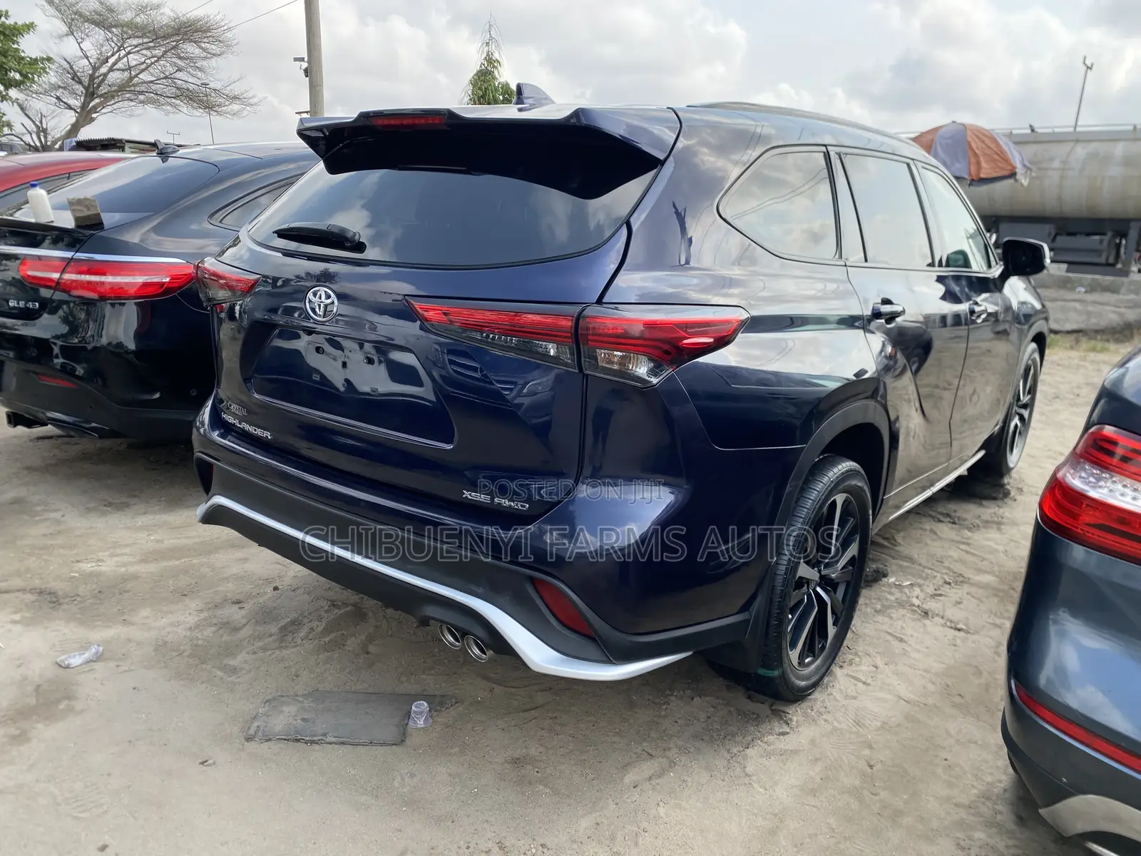 Toyota Highlander XSE 2021 Blue