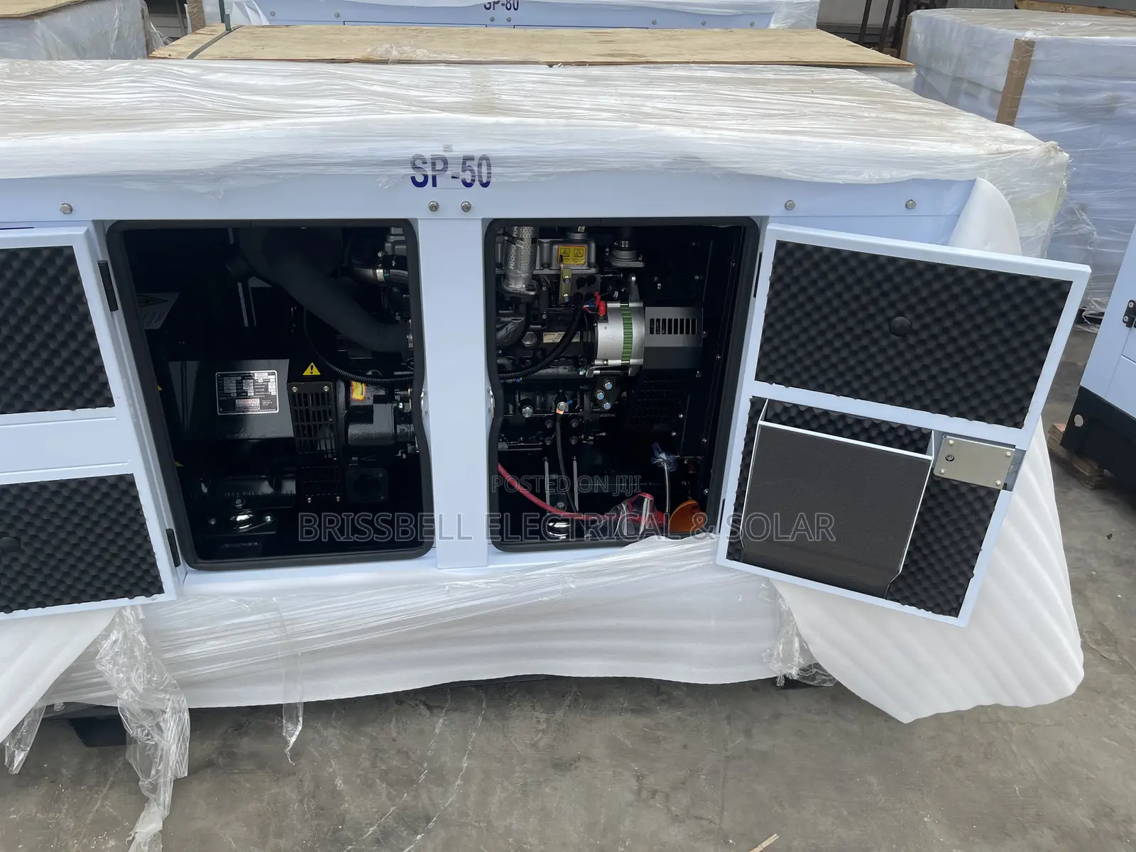 Powerful England Perkins Soundproof Diesel Generator 50kva