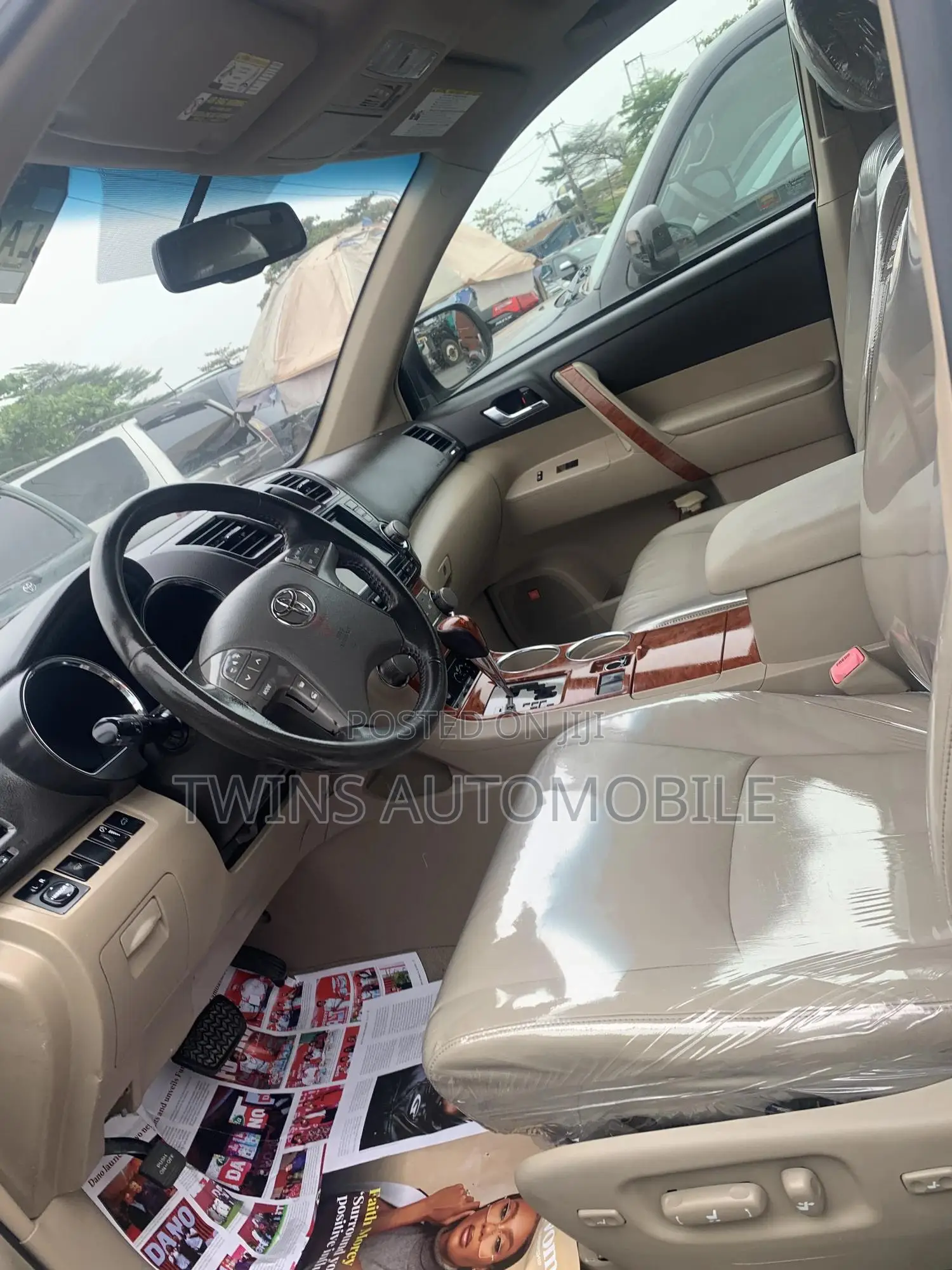 Toyota Highlander Limited 2010 White