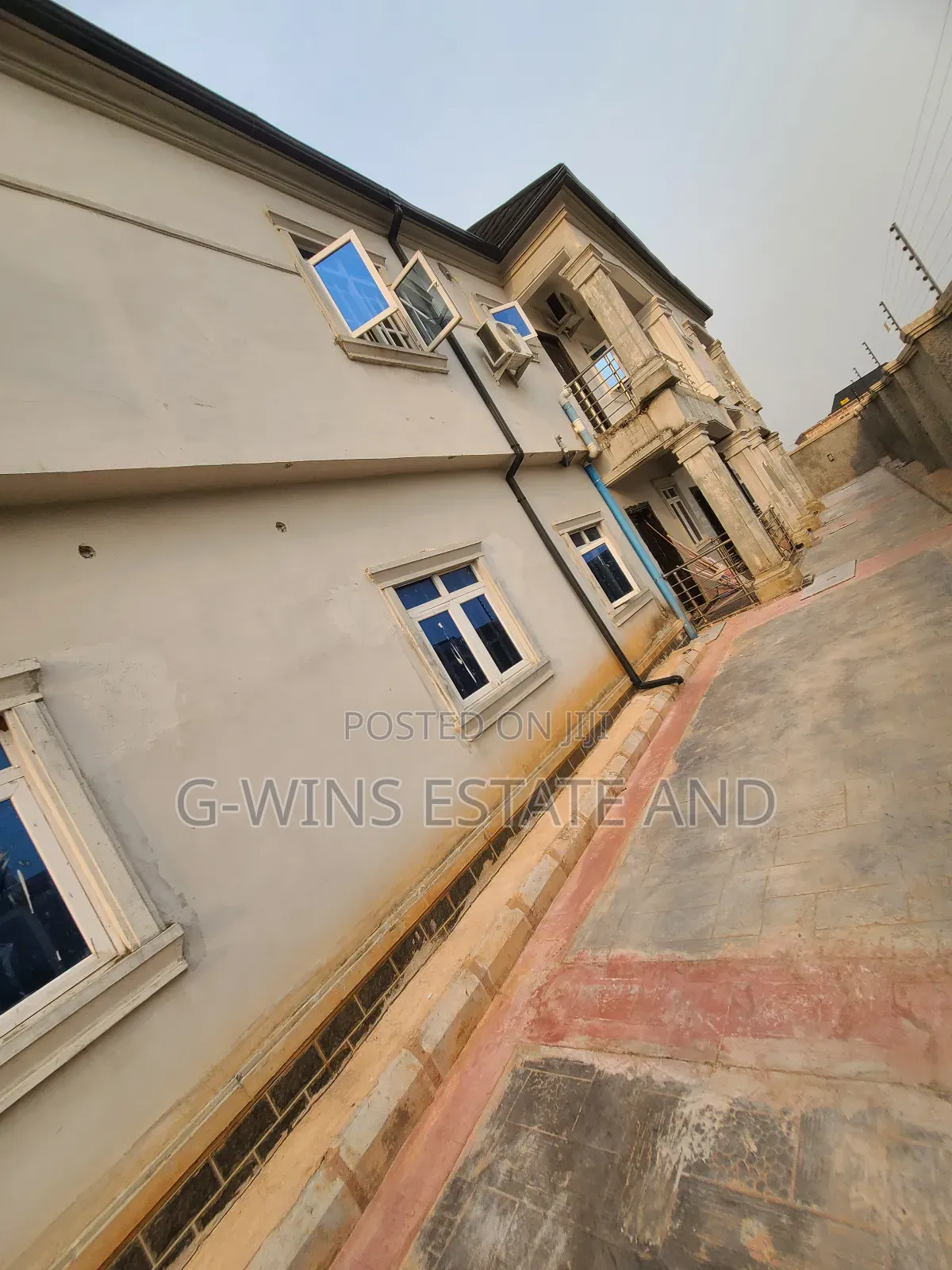 2bdrm Block of Flats in Okhuoromi Off, Benin City for rent