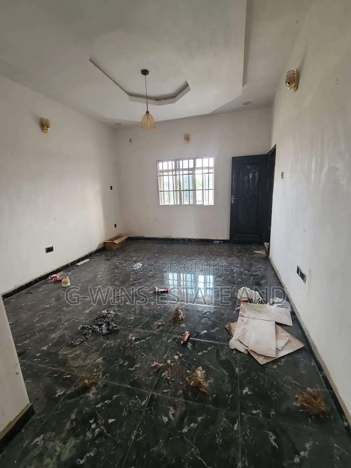 2bdrm Block of Flats in Okhuoromi Off, Benin City for rent