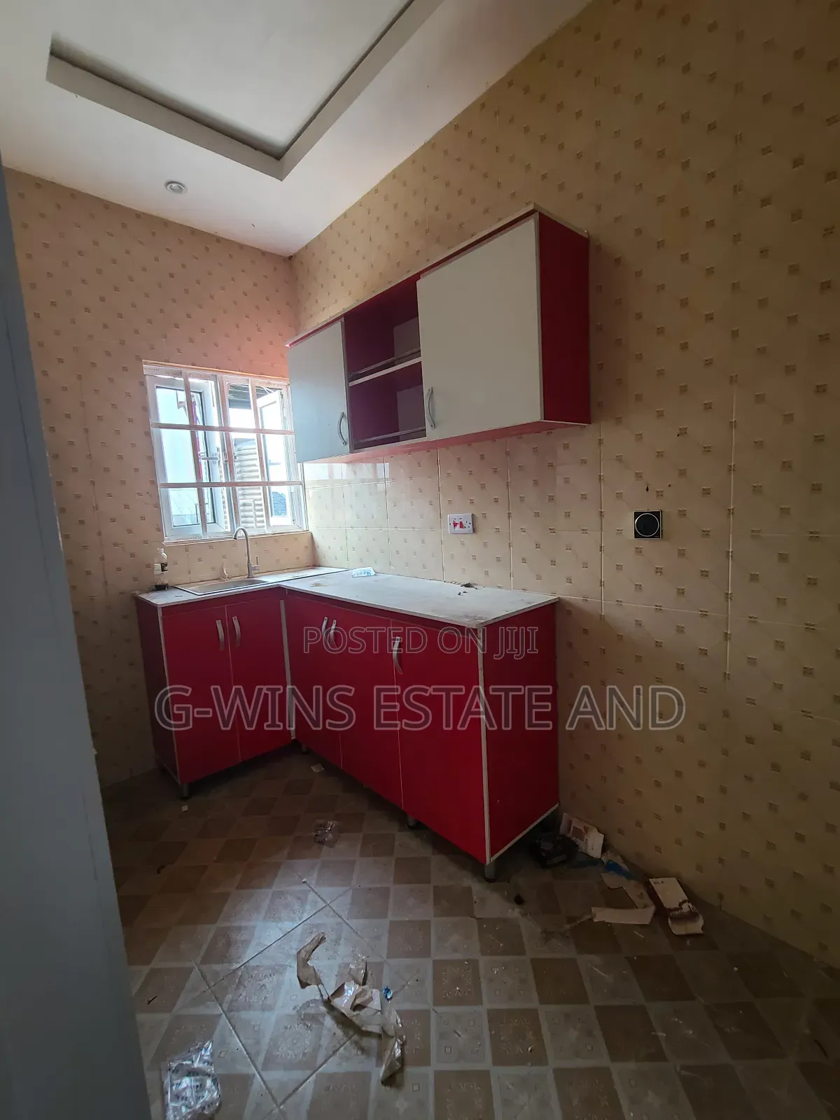 2bdrm Block of Flats in Okhuoromi Off, Benin City for rent