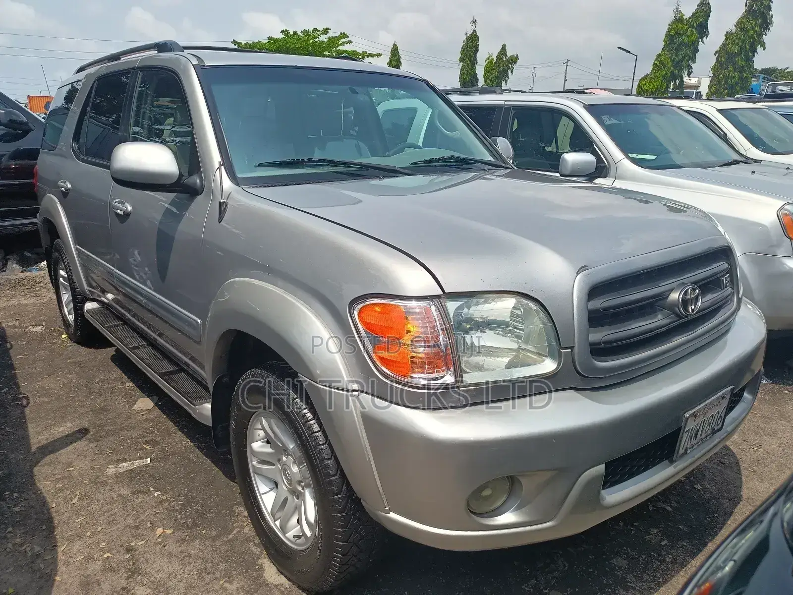 Toyota Sequoia SR5 4dr SUV (4.7L 8cyl 4A) 2004 Silver