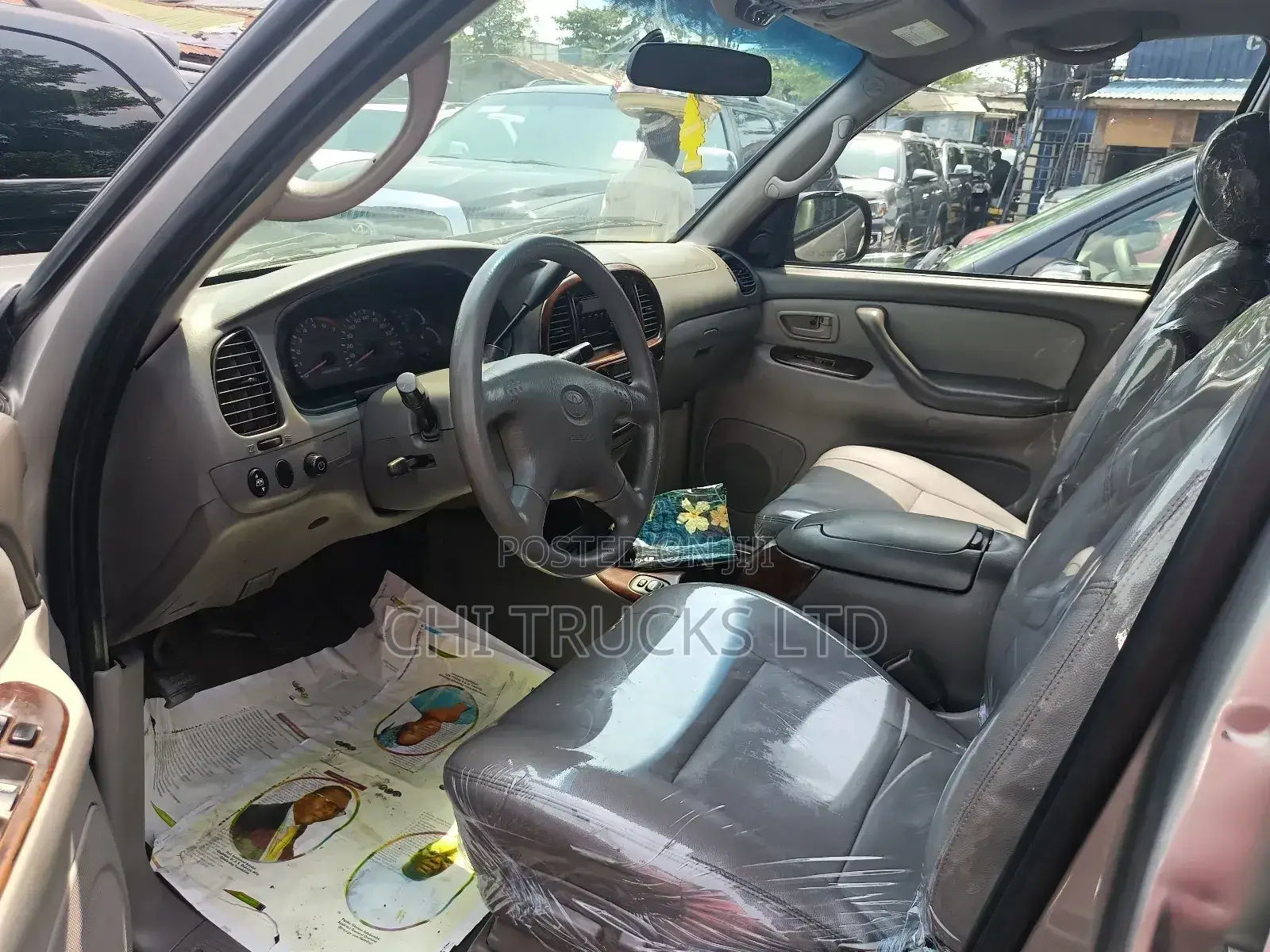 Toyota Sequoia SR5 4dr SUV (4.7L 8cyl 4A) 2004 Silver