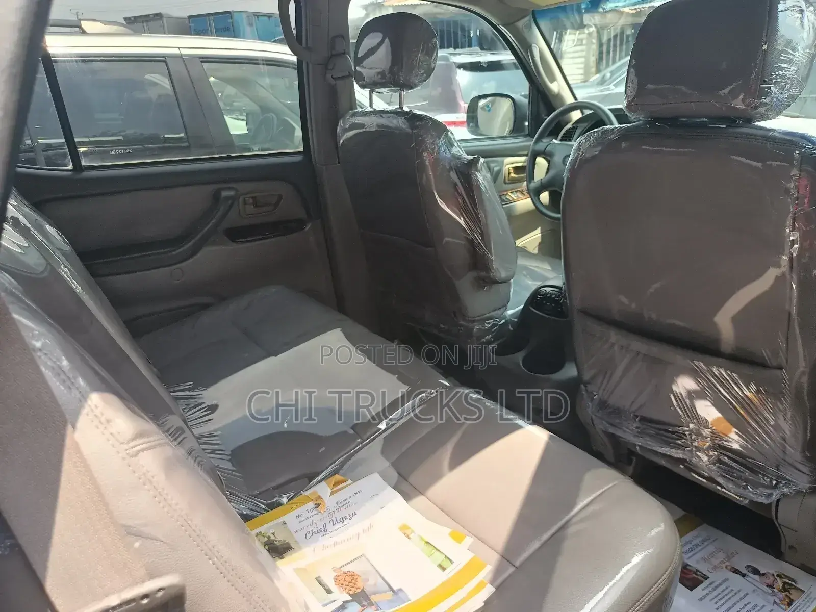 Toyota Sequoia SR5 4dr SUV (4.7L 8cyl 4A) 2004 Silver
