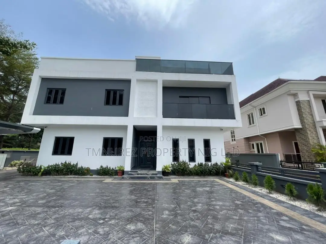 5bdrm Duplex in Carltongate, Chevron for sale