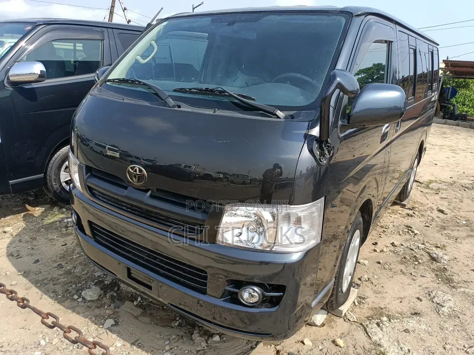 Toyota HiAce 2010 Black