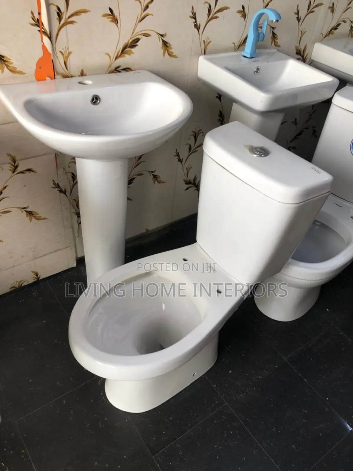 Toilet Seat With Basin 