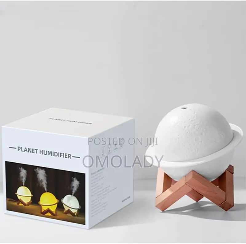 Colour Changing Planet Humidifier