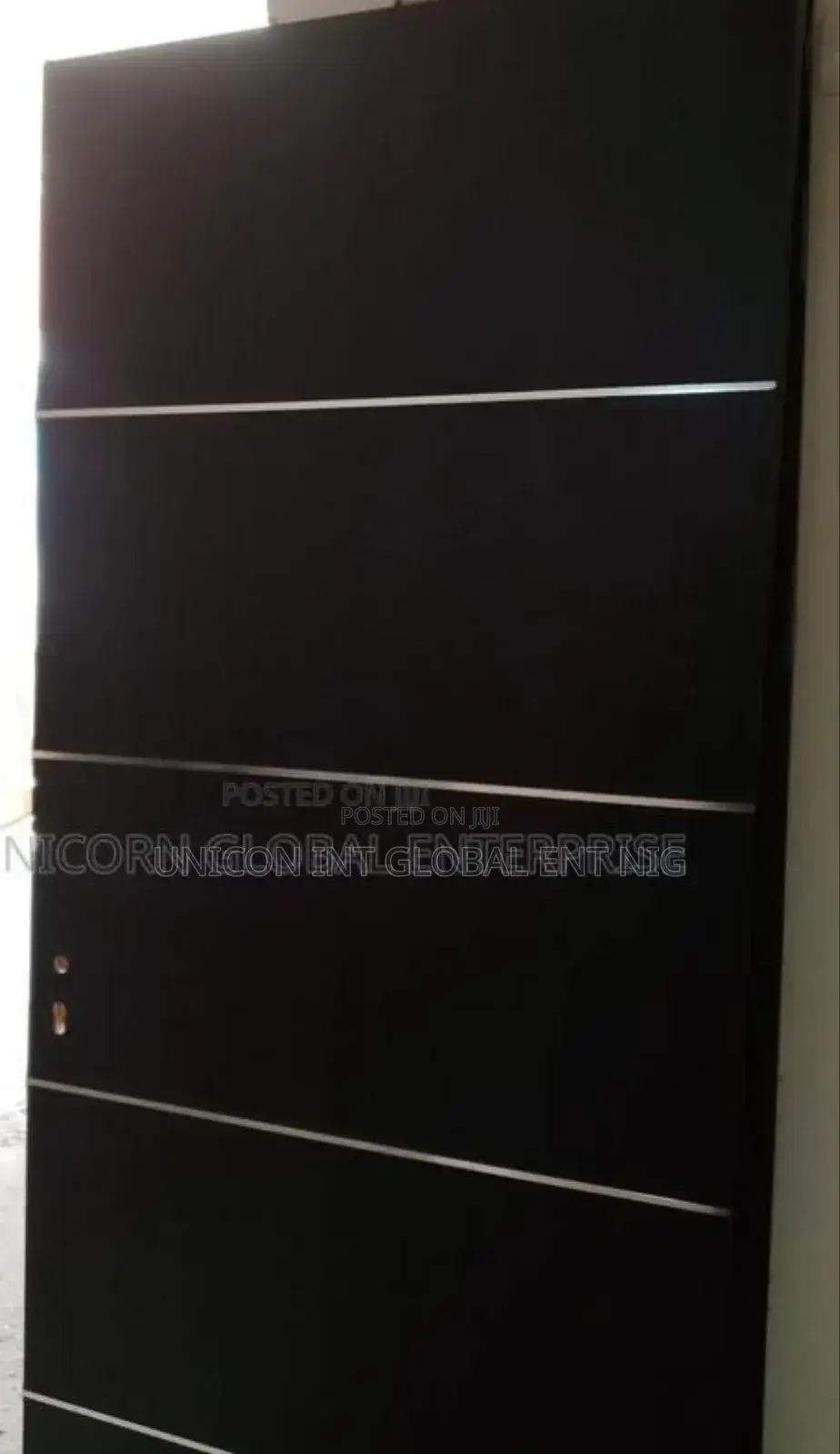 Wooden Door With Archtried Frame