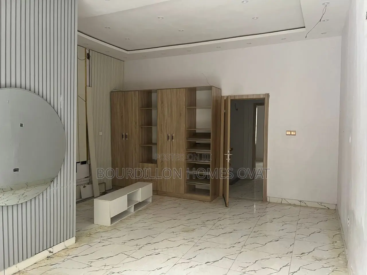 3bdrm Duplex in Ikota for sale