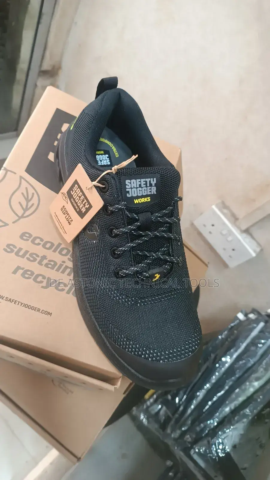 Eco Fitz Safety Jogger-Black