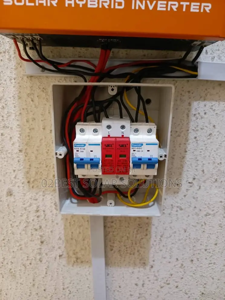 1.5kw Hybrid Inverter With 2 (100amps)Dry Cell Batteries
