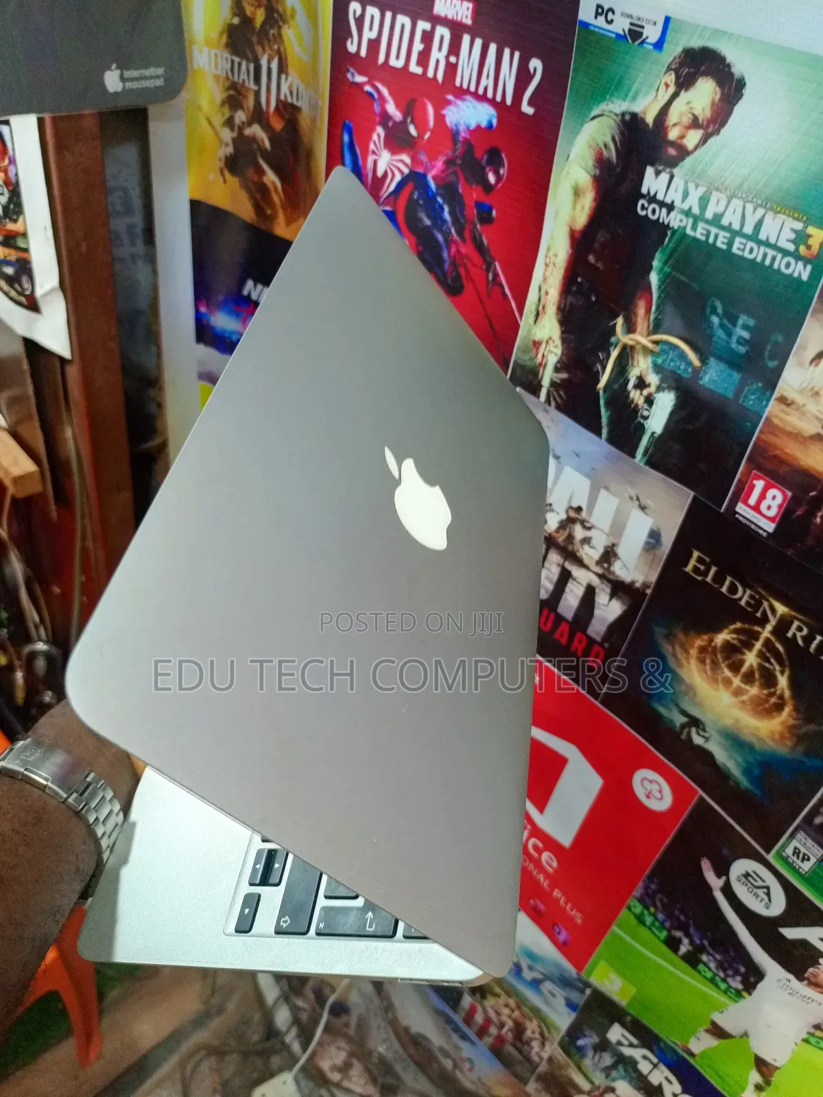 Laptop Apple MacBook Air 4GB SSD 128GB