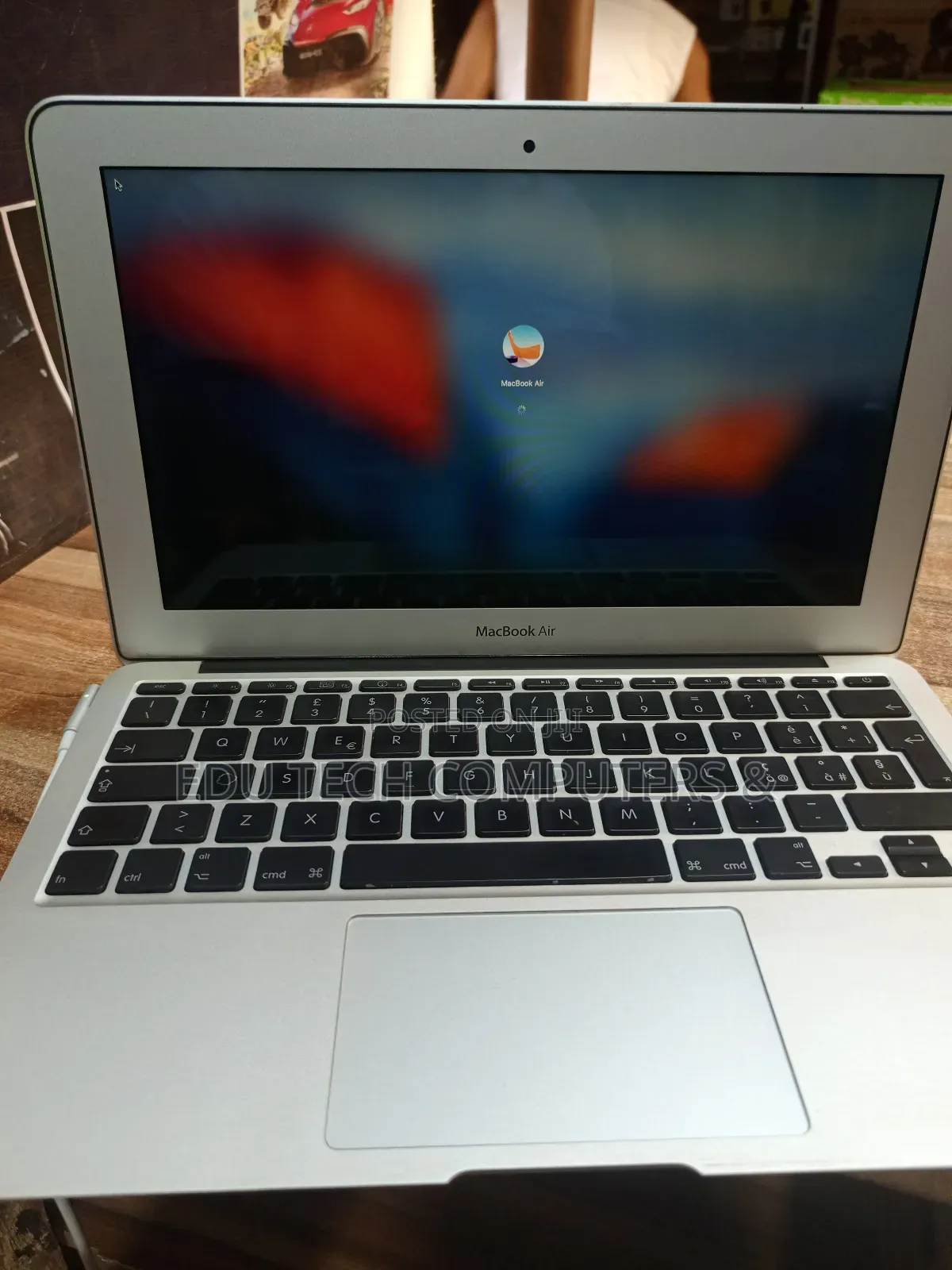 Laptop Apple MacBook Air 4GB SSD 128GB