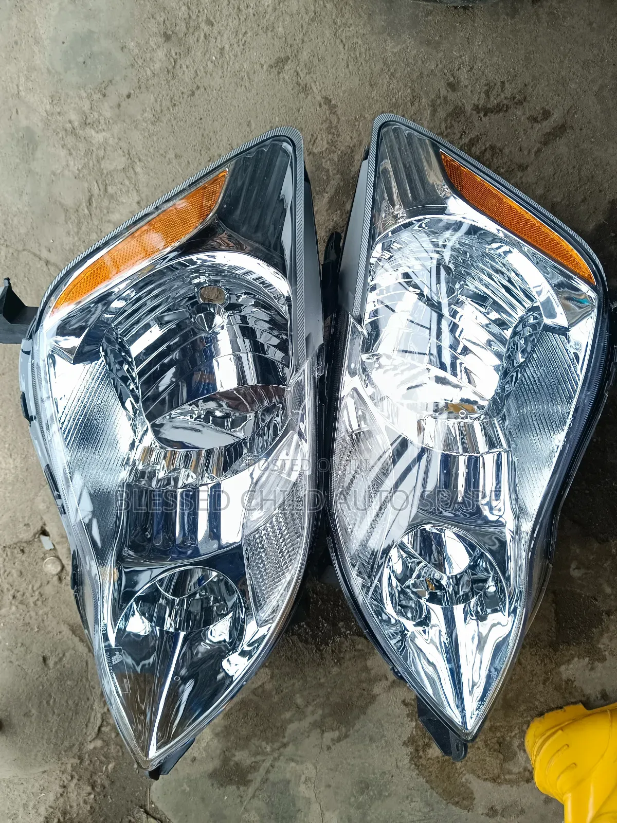 Headlamp Toyota Avalon 2007