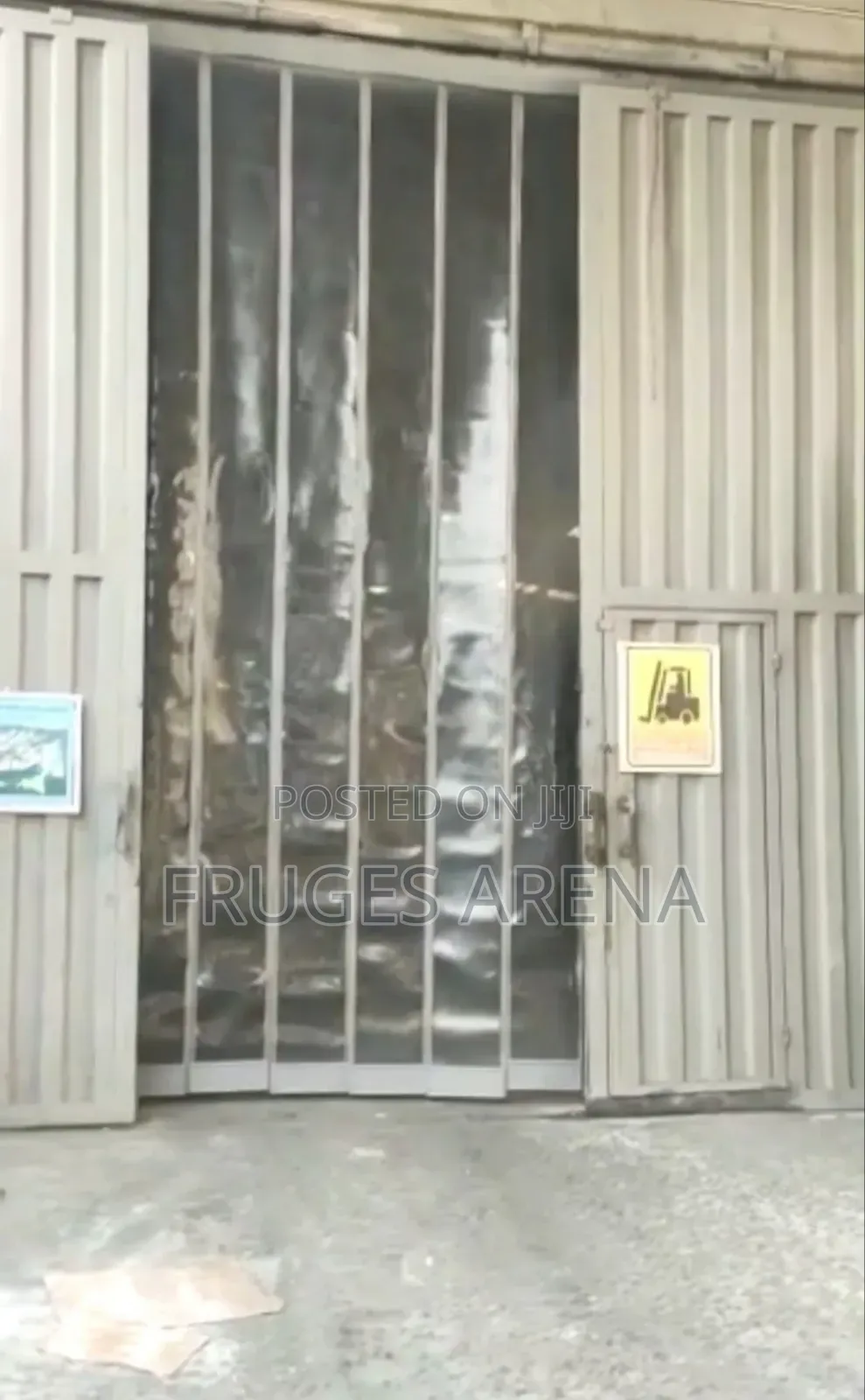 Magnetic PVC Strip Curtain–Perfect for Busy Industrial Areas