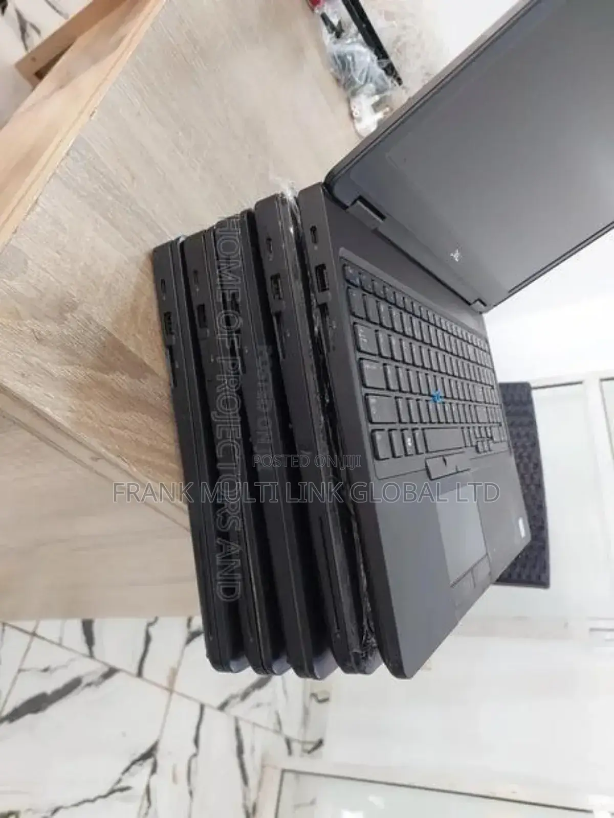 Laptop Dell Latitude 5580 8GB Intel Core I5 SSD 256GB