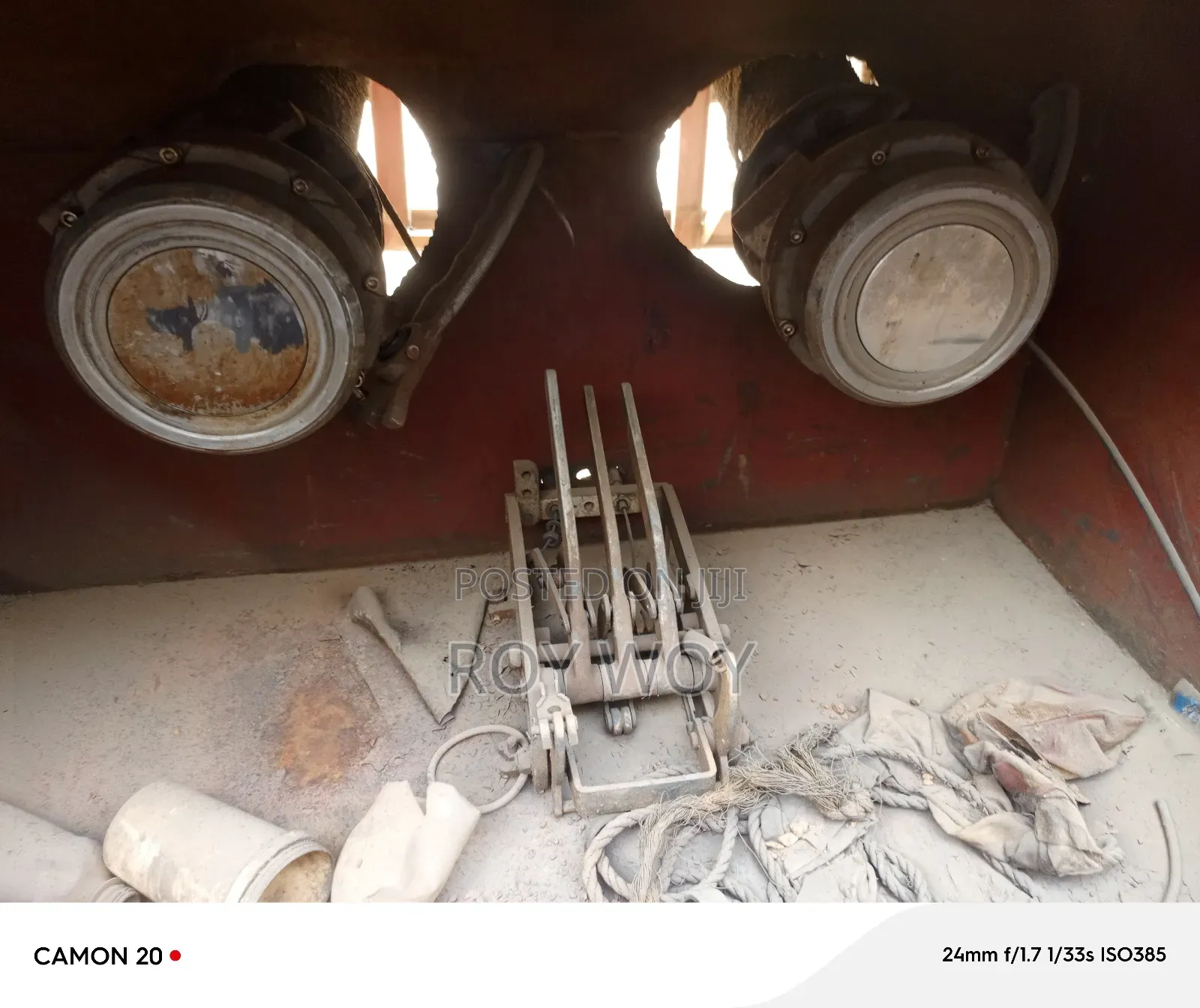 Foreign Tanks LTRS With Triple Axle