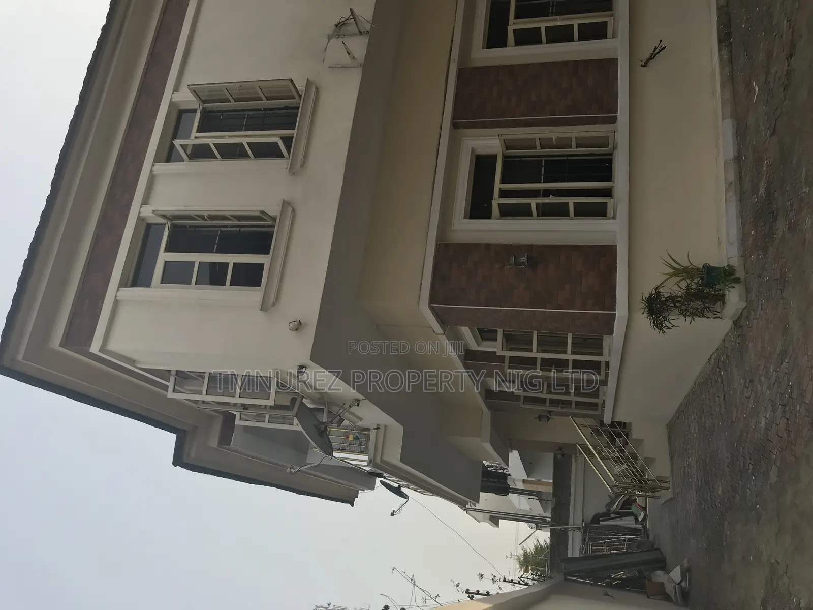 Studio Apartment in Chevy View, Chevron for rent
