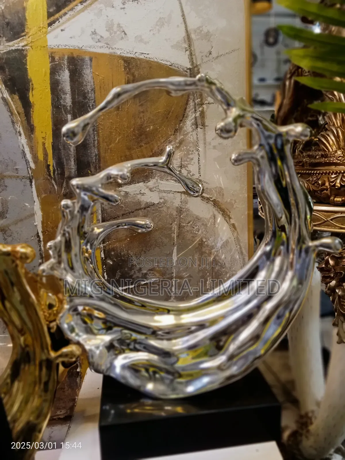 Luxury Centre Table Decorations Gold and Silver 50cmx4ocm