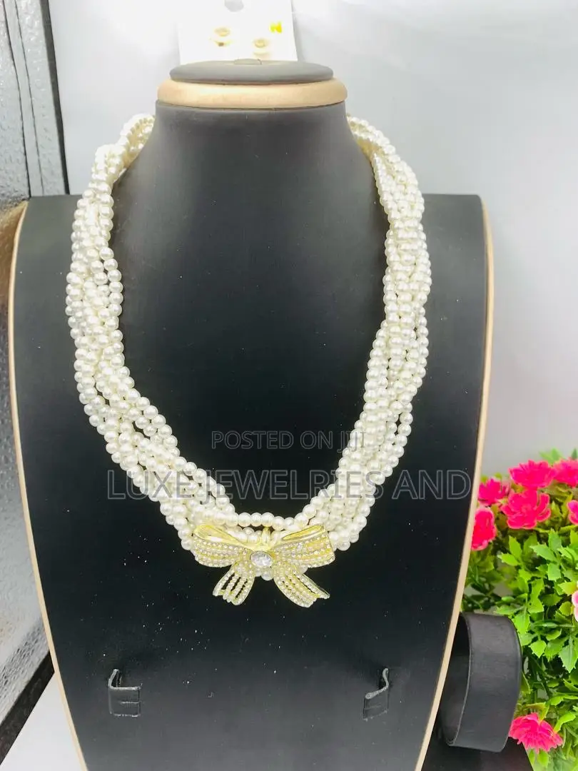 Quality Layered Pearl Beads Necklace