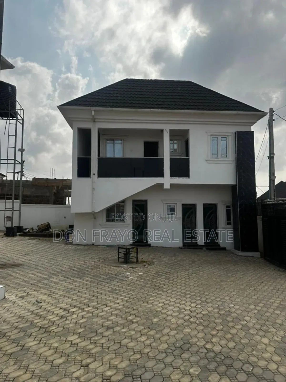 11bdrm Duplex in Adeoje Estate, Akala Express for sale