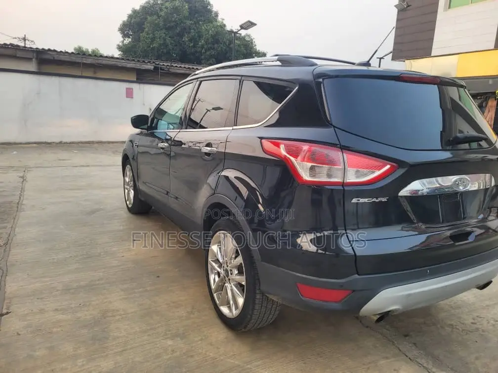 Ford Escape SE 4dr SUV (1.6L 4cyl Turbo 6A) 2015 Black